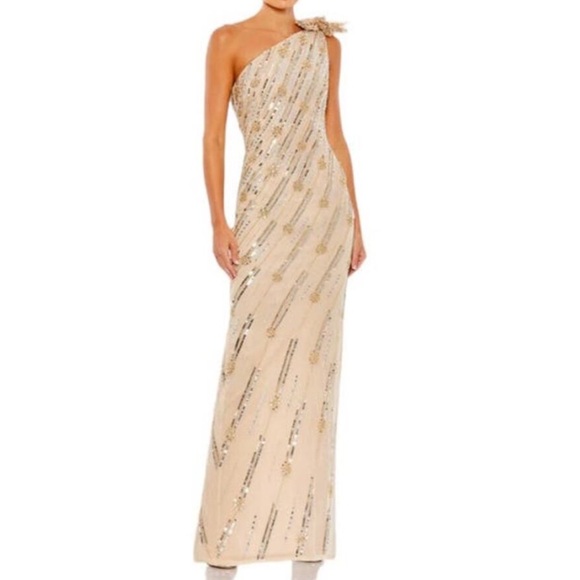 Mac Duggal Nude & Gold Embellished Sequin Floral One Shoulder Flower Detail Gown